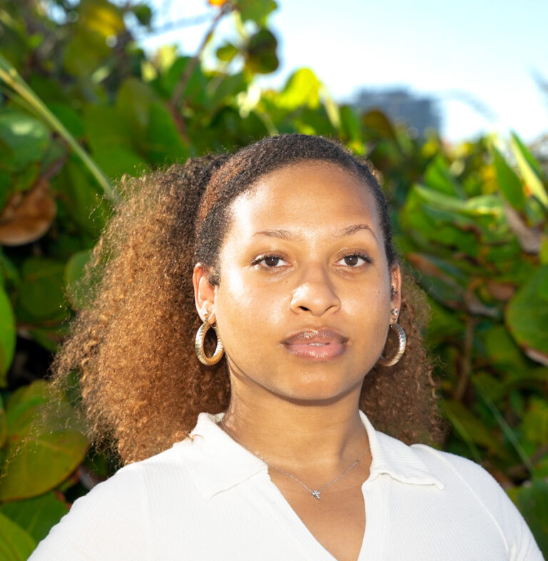 Rezia Hayes Headshot